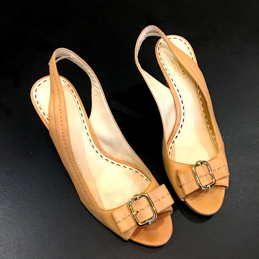 Coach Shoes Tan / Very good condition